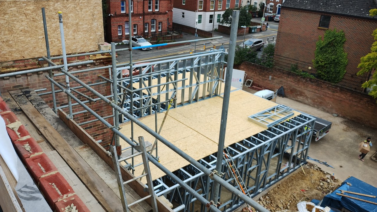 Queens Road, Reading Gallery Image 10