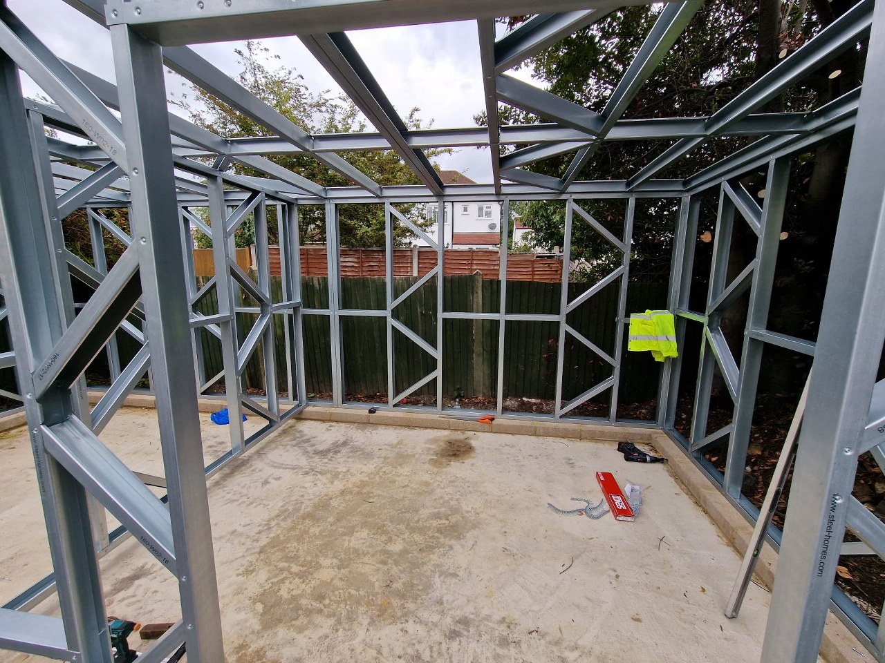 102 Forster Road Garden room Gallery Image 7