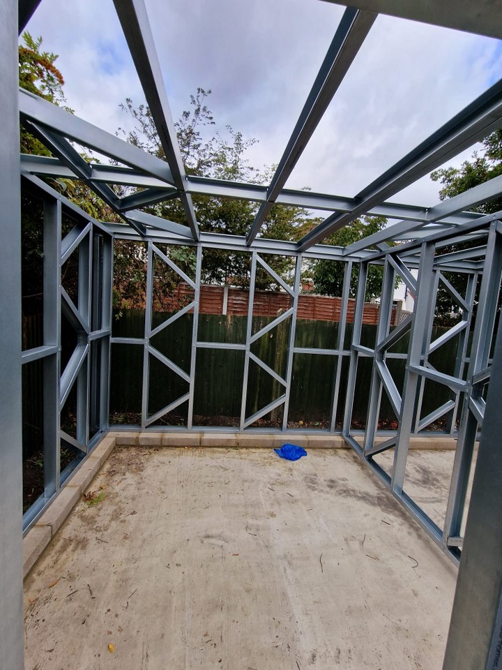 102 Forster Road Garden room Gallery Image 10