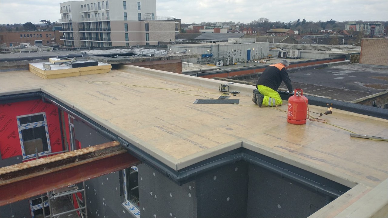 10 Queens Square, Crawley Gallery Image 23