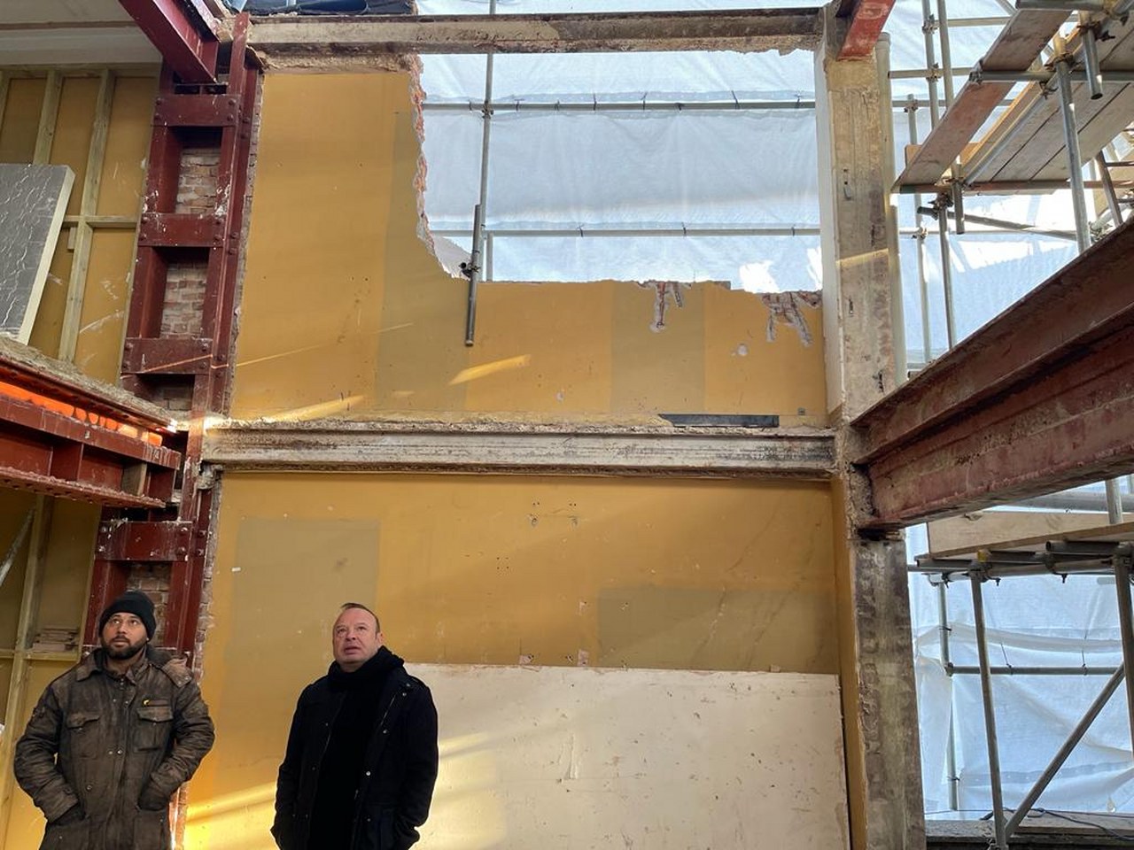 10 Queens Square, Crawley Gallery Image 30