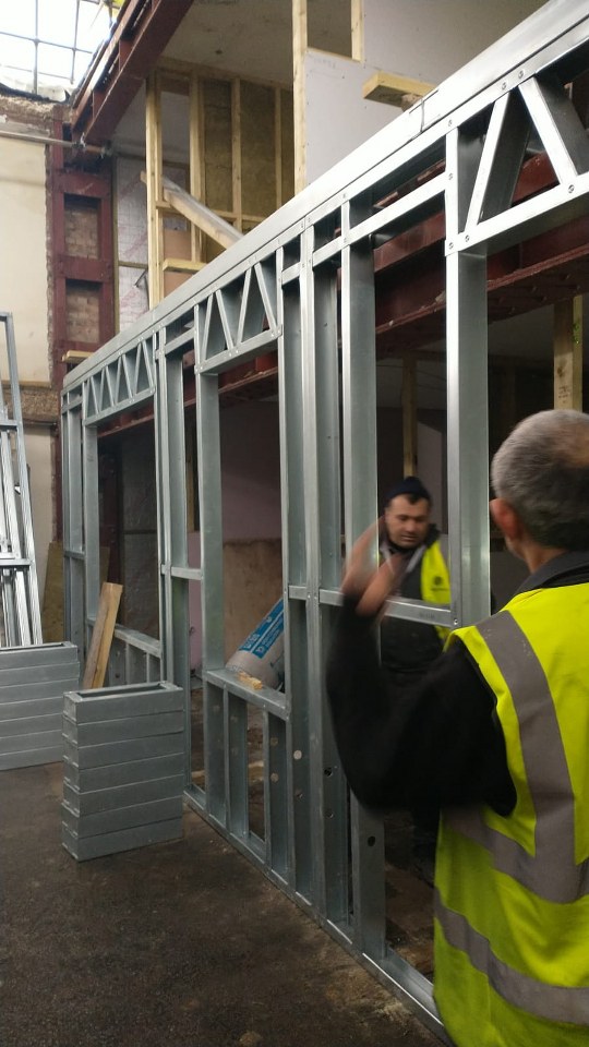 10 Queens Square, Crawley Gallery Image 34