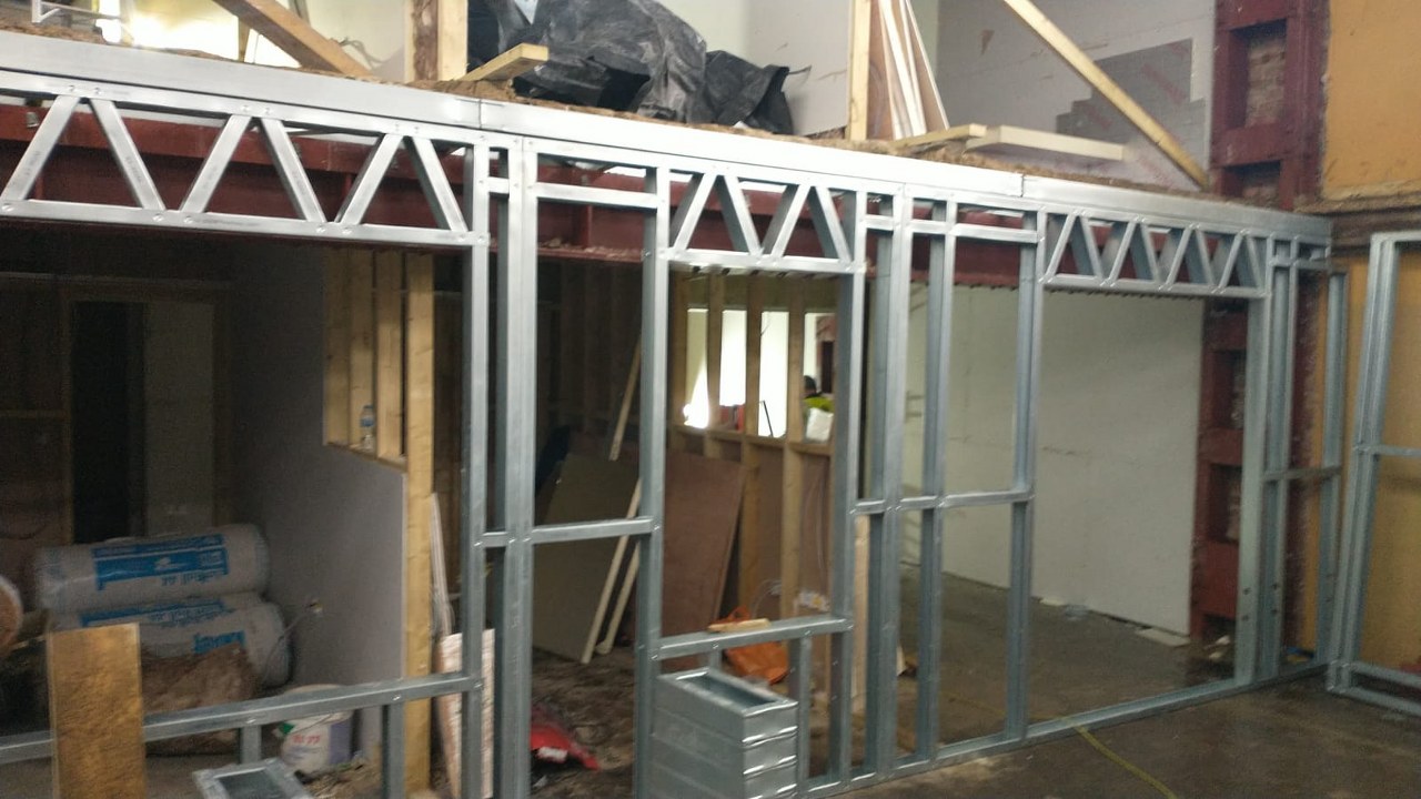 10 Queens Square, Crawley Gallery Image 35