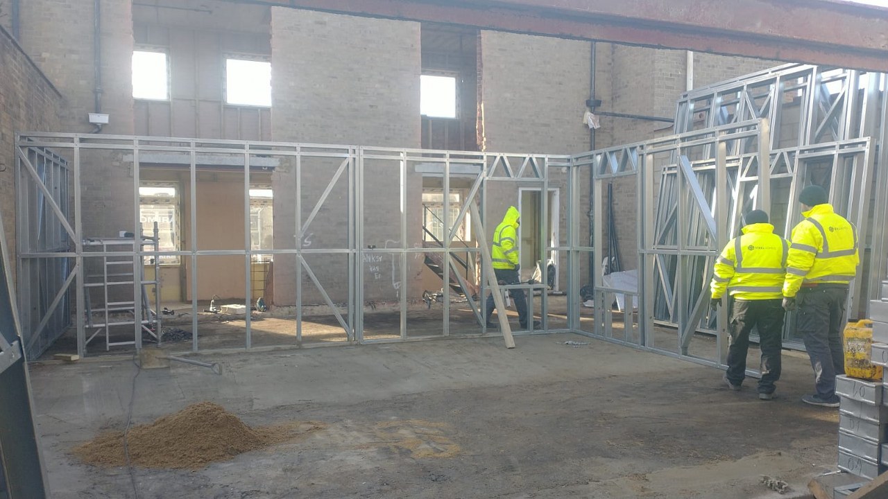 10 Queens Square, Crawley Gallery Image 41