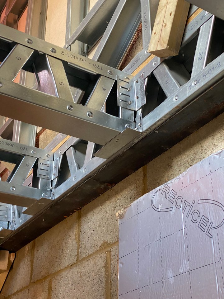 10 Queens Square, Crawley Gallery Image 53