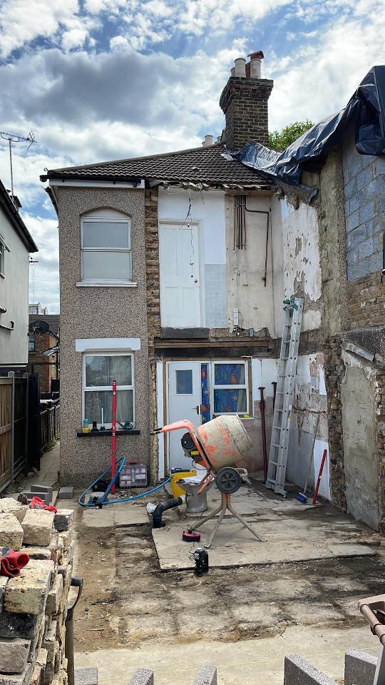 Haddon Road, Sutton Gallery Image 7