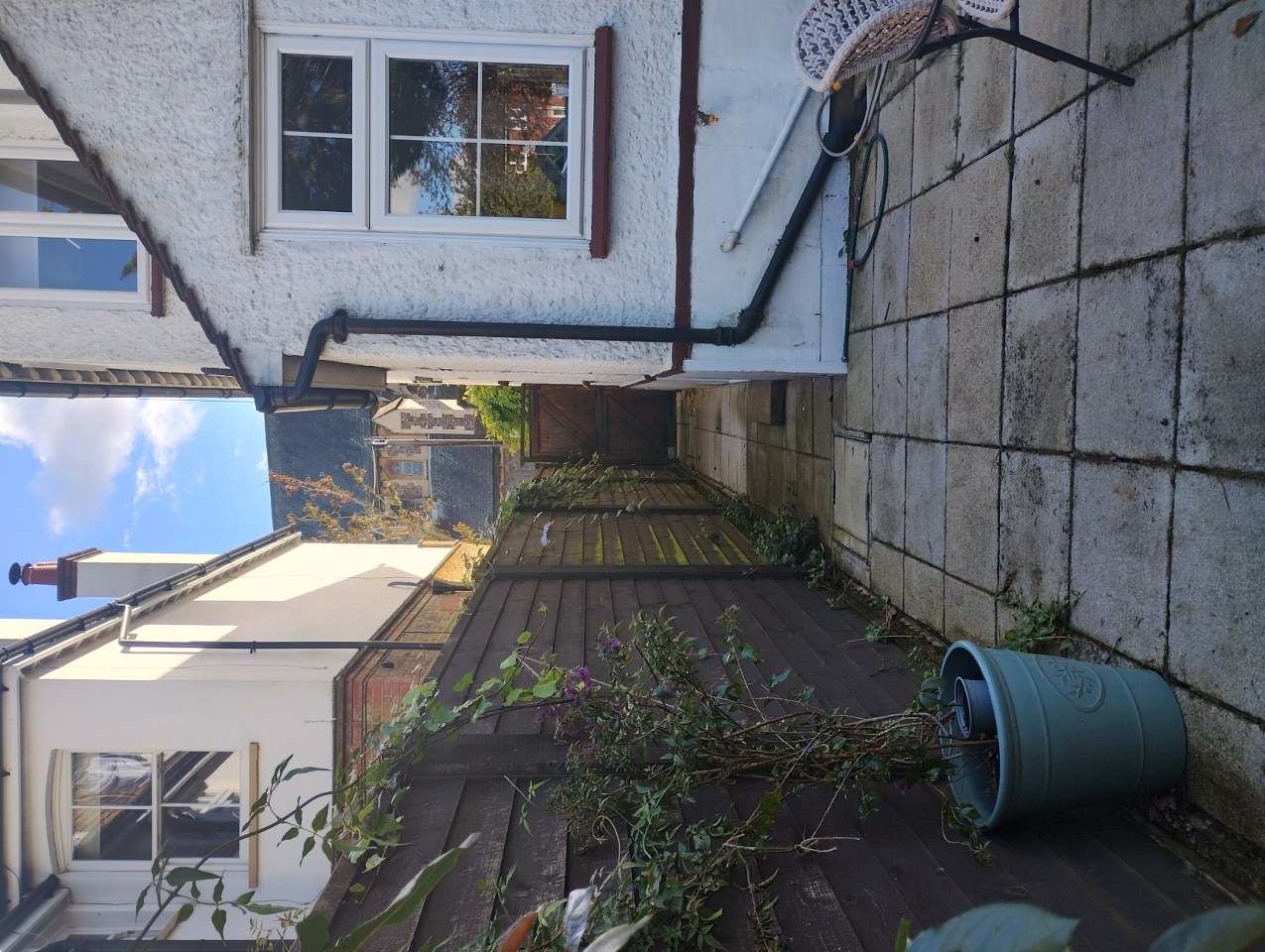 46 Mildred Avenue , Watford Gallery Image 3