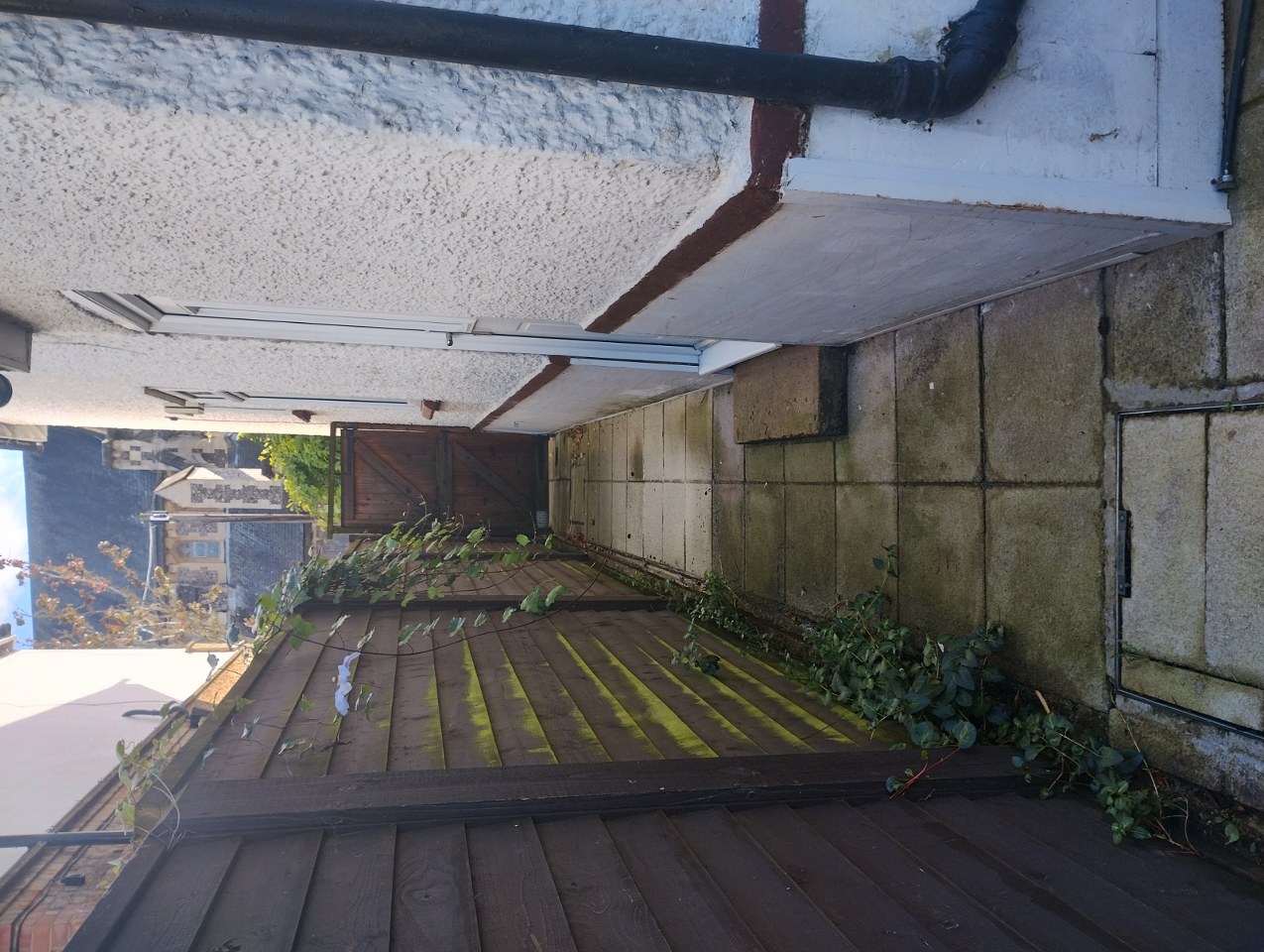 46 Mildred Avenue , Watford Gallery Image 5