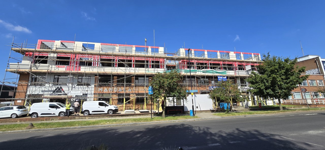 Worsley Bridge Road, Sydenham Gallery Image 5