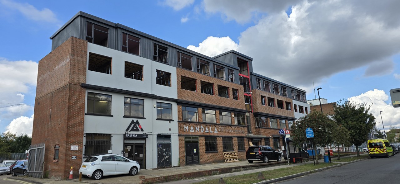 Worsley Bridge Road, Sydenham Gallery Image 18