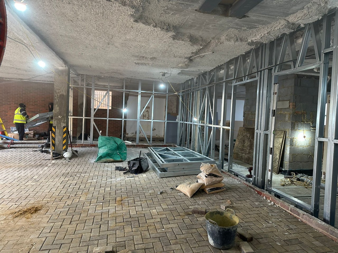 External wall - Egham Gallery Image 15